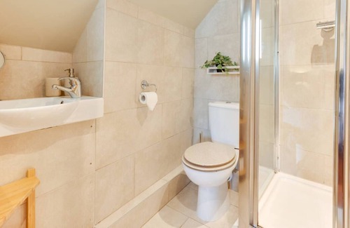 Scurlage House | Granary Cottage in the beautiful Swansea