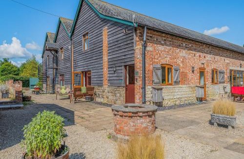 Woolland House | Granary - Uk49910