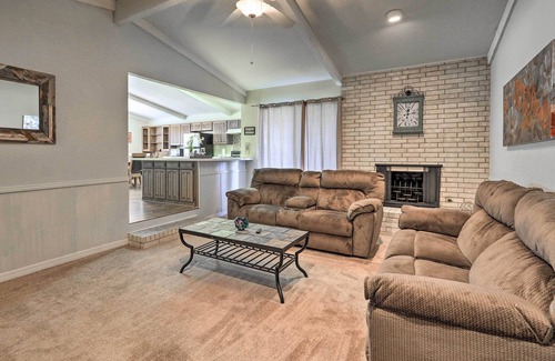 Granbury House | Granbury Getaway w/Lake Views: 2 Mi to Downtown!