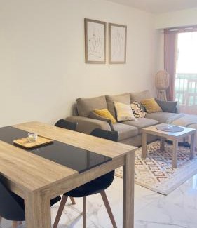 Saint-Sylvestre Apartment | Grand 2 pièces avec grande terrasse à 15mn Centre-ville, Gare et Promenade des Anglais