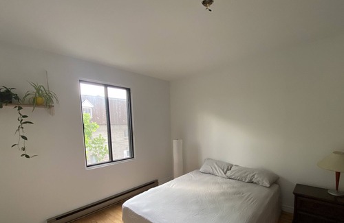 Hochelaga Apartment | Grand 3 chambres à proximité du centre-ville