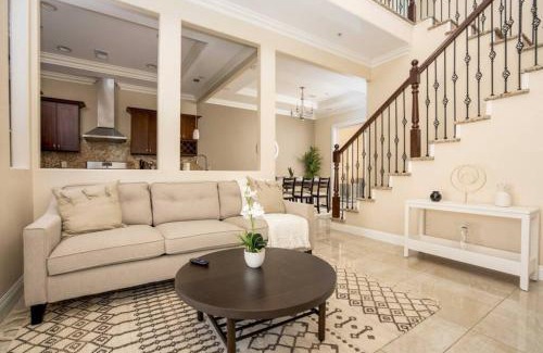 Southwest Anaheim House | Grand 3BR Home near Disneyland w Game Room