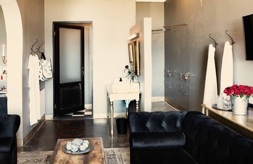 Plettenberg Bay Hotel | Grand Africa Rooms and Rendezvous