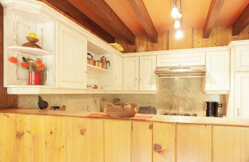 Entremont Apartment | 'Grand Apartment Proche Gd Bornand' with Mountain View & Garden