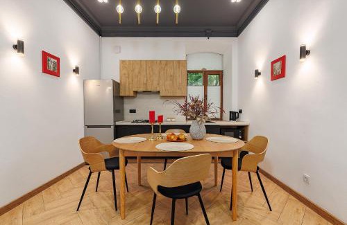 Lviv City Center Apartment | Grand Apartment