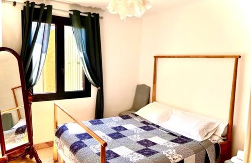 Moustiers-Sainte-Marie Villa | Grand appartement en face du village