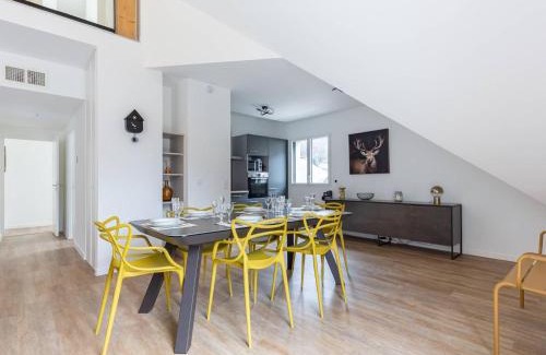 Saint-Lary-Soulan Apartment | Grand Appartement Moderne, Proche Pistes, 8 Pers., Parking Inclus - FR-1-296-514