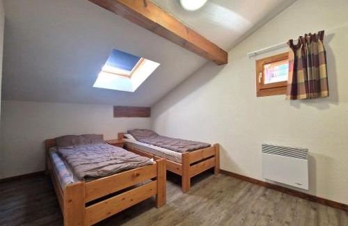 Valfrejus Apartment | Grand appartement 10/12 pers, 5 chambres, proche pistes - FR-1-265-166