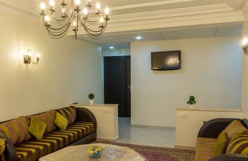 Belvedere Apartment | Grand Appartement Calme et Lumineux + Parking Gratuit