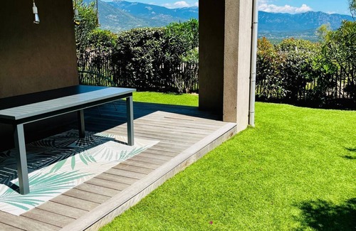 Sotta Apartment | Grand Appartement, en rez de Jardin vue sur la Montagne et Maquis au Calme