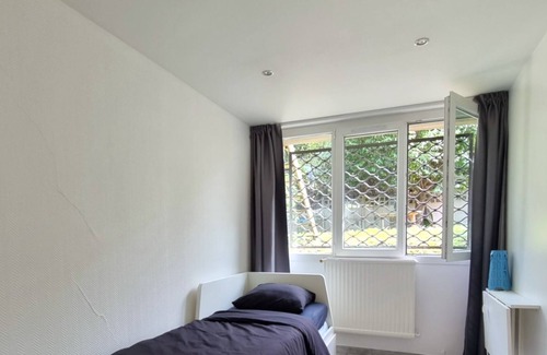 Noisy-le-Sec Apartment | Grand Appartement à 10 min de Paris