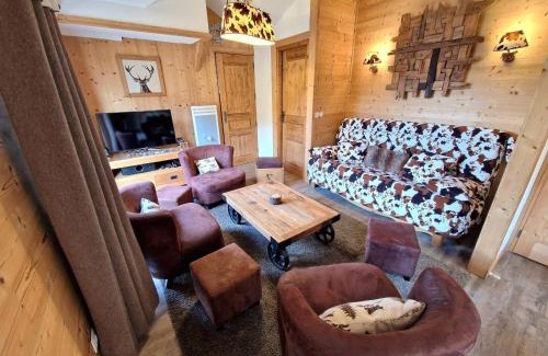 Valfrejus Apartment | Grand Appartement Rénové 10 Pers, 5 Pièces, Proche Pistes et Centre Valfréjus - FR-1-265-334