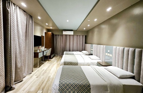 Qasr an-Nil Hotel | Grand Bayan Hotel at Nile Plaza