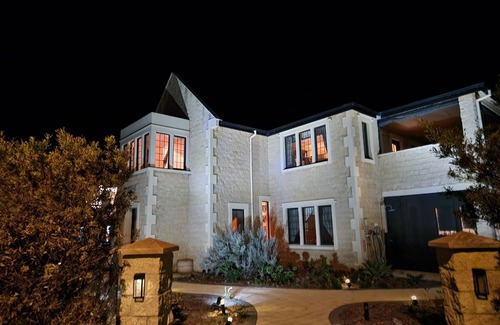 Wonnerup House | Grand Beach Castle