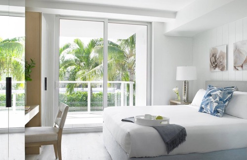 Surfside Hotel | Grand Beach Hotel Surfside West