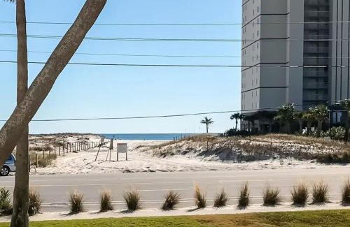 Gulf Shores House | Grand Beach Resort Unit 402