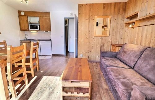 La Perriere Apartment | Grand Bois Residence B - CONFORTABLE 2 PARTS, SKIS TO PIEDS AND NEAR TRADE