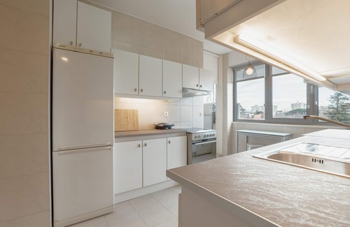 Lordelo do Ouro e Massarelos Apartment | Grand Botanic Garden Apartment by Vacationy