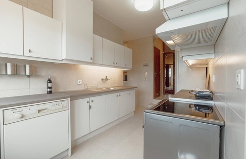 Lordelo do Ouro e Massarelos Apartment | Grand Botanic Garden Apartment by Vacationy