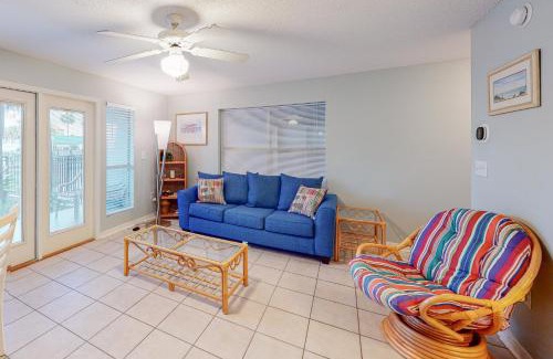Ono Island Apartment | Grand Caribbean East & West E108