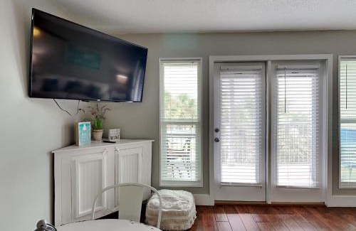 Ono Island Apartment | Grand Caribbean Perdido Key #306 East