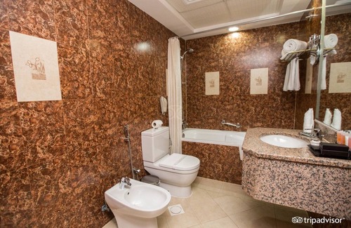 Al Muraqqabat Hotel | Grand Central Hotel