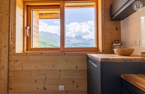 Albiez-Montrond House | GRAND CERF - ALBIEZ MONTROND