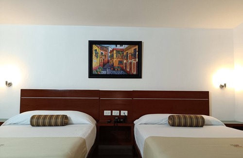 Downtown Cancun Hotel | Grand City Hotel Cancun - Near Market 28