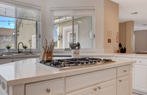 Southfork House | Grand Custom Home W/Resort-Style Backyard
