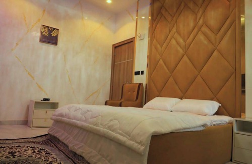 Abuja Hotel | Grand Fweechvilla Hotel and Suites