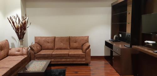 Kanpur Hotel | Grand Geet Hotels
