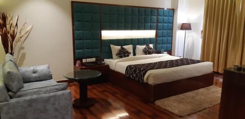 Kanpur Hotel | Grand Geet Hotels