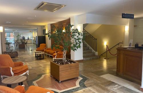 Calvi Hotel | Grand Hôtel De Calvi