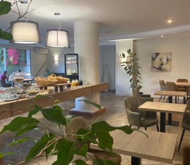 Calvi Hotel | Grand Hôtel De Calvi