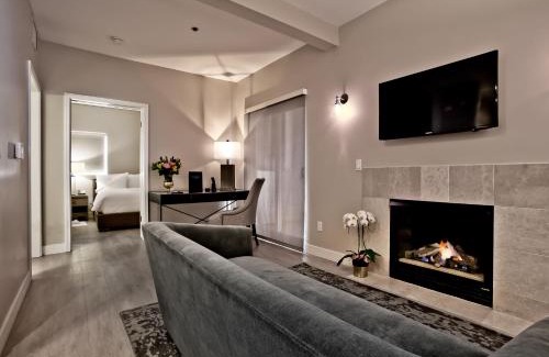 Sunnyvale West Hotel | Grand Hotel