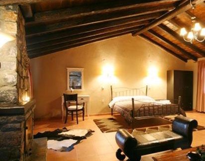 Aghios Athanasios House | Grand House Suites