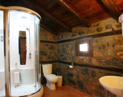 Aghios Athanasios House | Grand House Suites