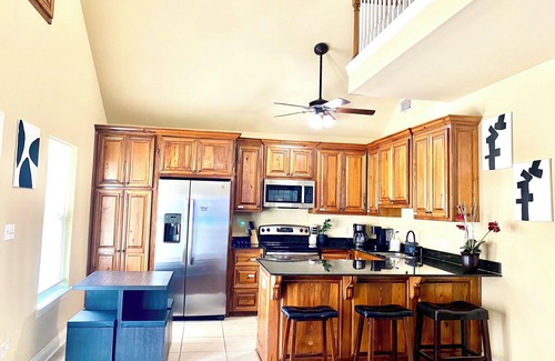 Grand Isle House | Grand Isle E: Pet friendly Detached Condo Easy Beach access