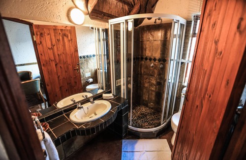 Marloth Park Cabin | Grand Kruger Lodge and Spa