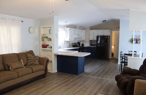Grove House | Grand Lake Getaway