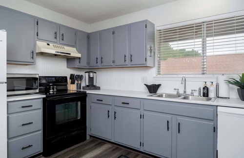 Northport Condo | Grand Lakes Condo – Renovated 2BR/1.5BA Condo | Near UA