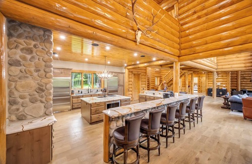 Lake Harmony House | "Grand Lodge" Majestic 9,800 sq ft, 10-Bed, 6-Bath, Indoor Pool, Game Room, Whole House Sound System