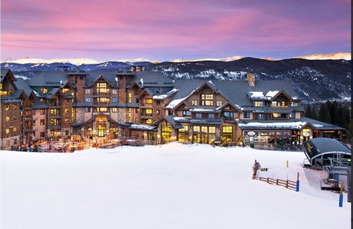 Breckenridge Resort | Grand Lodge on Peak 7. Ski-in/Ski-out Luxery Resort in Breckenridge, CO