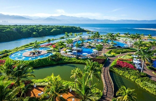 Valle Dorado Apartment | Grand Luxxe 2BR Spa Suite – Tranquil Luxury with a Private In-Suite Spa