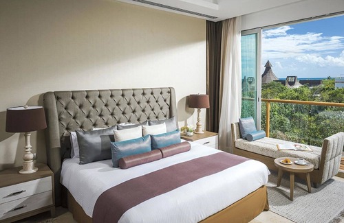 Villa Juarez Resort | Grand Luxxe 2BR Spa- 2 Free Massages AND 16 Rounds OF Golf