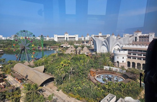 Las Jarretaderas Apartment | GRAND LUXXE 3BDR SPA SUITE for 8 adults+2 children in 3,180 ft2 of LUXURY space