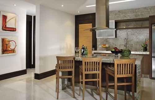 Downtown Cancun Resort | Grand Luxxe Luxurious 2BR Villa -16 rnds free golf, 2 free massages Riviera Maya