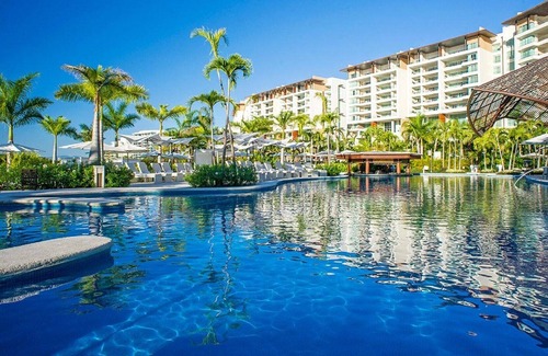 Valle Dorado Resort | Grand Luxxe Residence Three Bedroom Loft