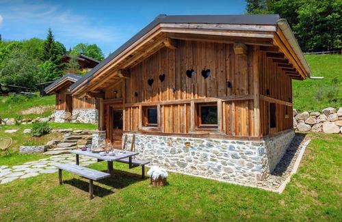 Saint-Gervais-les-Bains Ski Chalet | Grand Mazot La Chandelle - authentic alpine stay for 4 - OVO Network