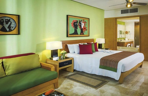 Villa Juarez Hotel | GRAND MAYAN 2 BR- FREE TRANSPORTATION FROM AIRPORT